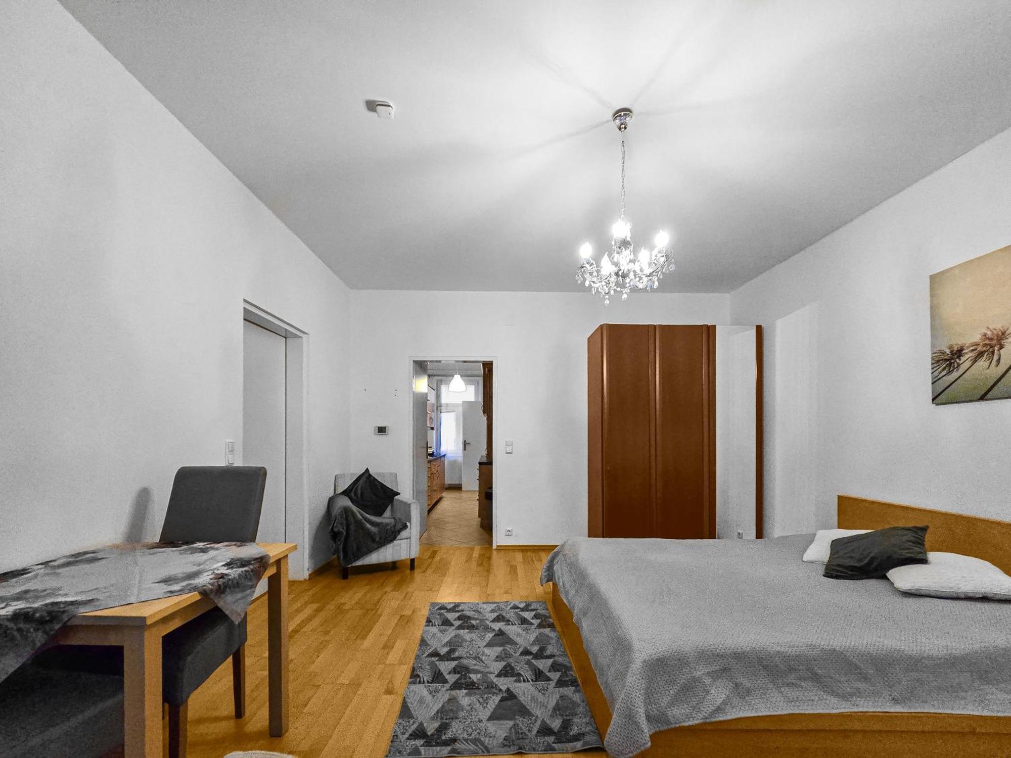Three-Bedroom, Three King-Size Bed Retreat Відень Екстер'єр фото